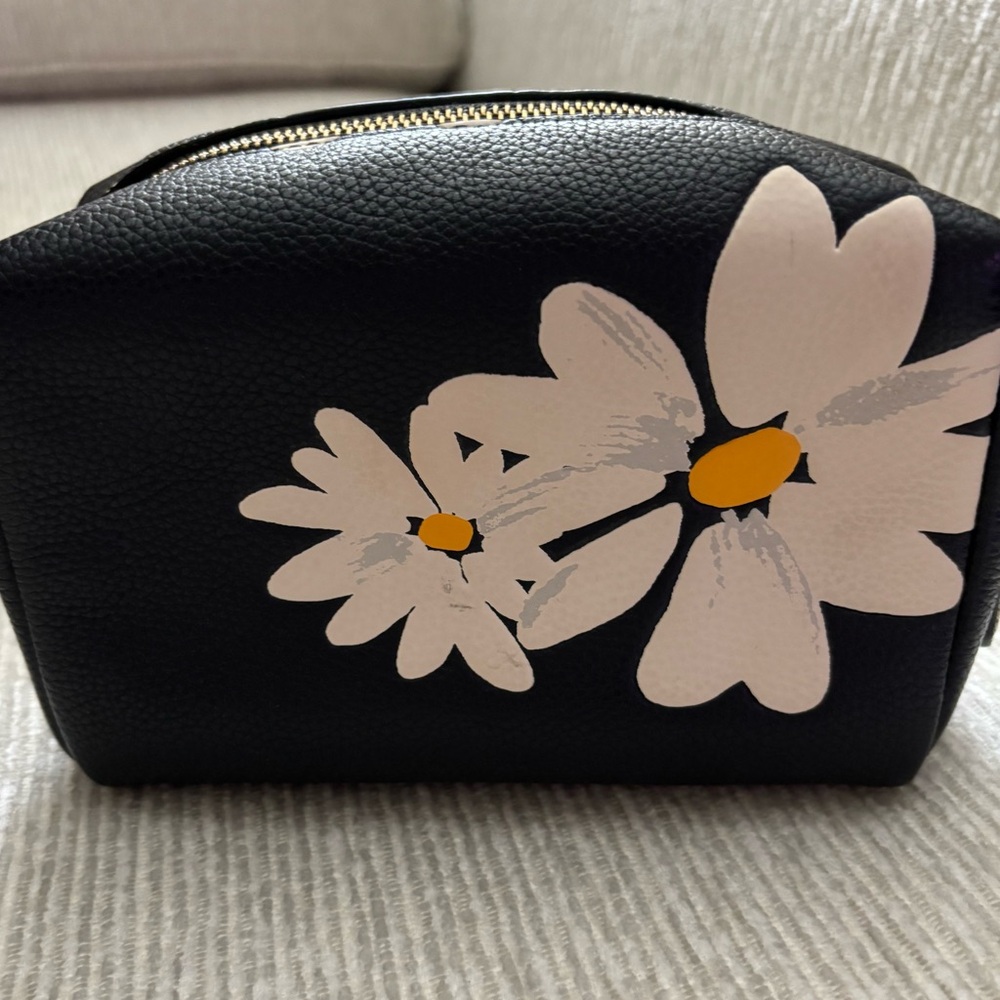 Coach Daisy Floral Leather Cosmetic Pouch Black Yellow Makeup Bag - Picture 2 of 5